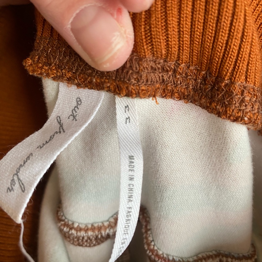 Urban Outfitters Out From Under Outlander Fleece Loungwear Cozy Joggers-Size M - Picture 7 of 8